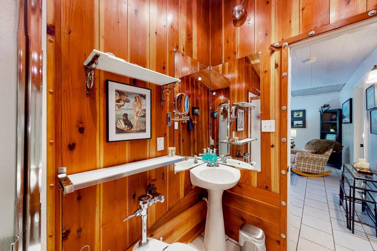 גואללה Coastal Cabin מראה חיצוני תמונה